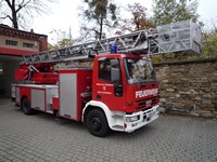 Drehleiter mit Korb DLK 23/12