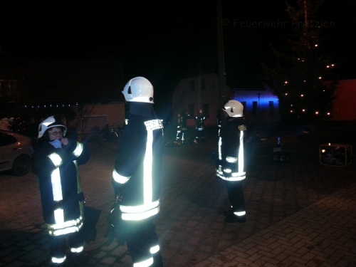 Großbrand Tischlerei 03.12.2012_13
