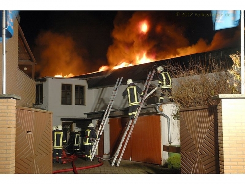 Großbrand Tischlerei 03.12.2012_29